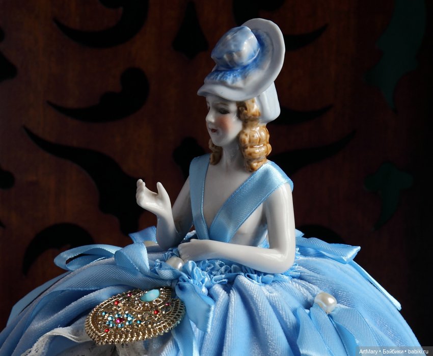 Авторская игольница Агата на основе антикварной куклы-половинки half doll | Бэйбики Авторская игольница Агата на основе антикварной куклы-половинки half doll (фото 9)