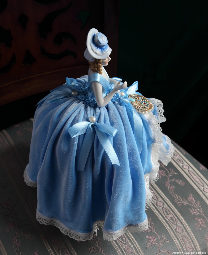 Авторская игольница Агата на основе антикварной куклы-половинки half doll | Бэйбики Авторская игольница Агата на основе антикварной куклы-половинки half doll