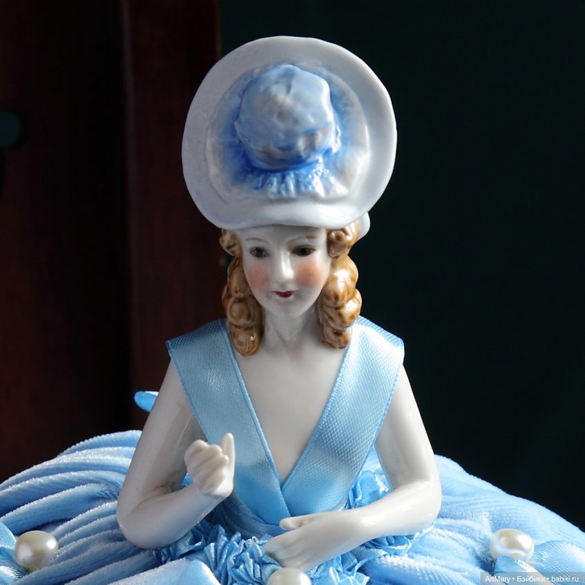 Авторская игольница Агата на основе антикварной куклы-половинки half doll | Бэйбики Авторская игольница Агата на основе антикварной куклы-половинки half doll