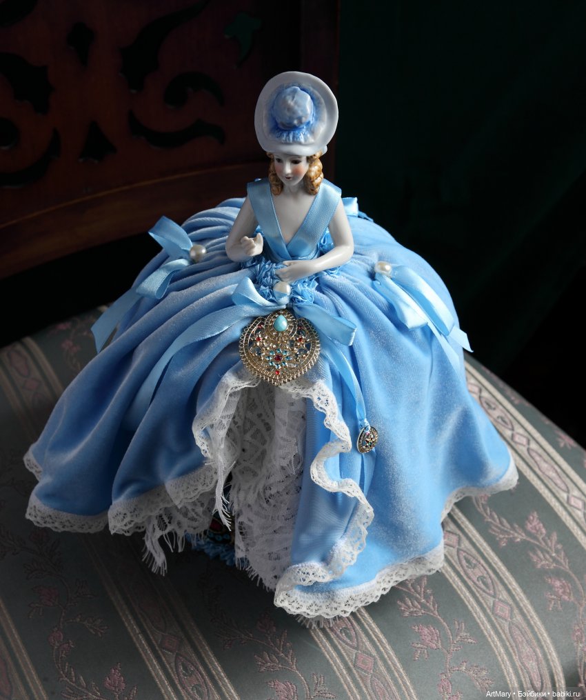 Авторская игольница Агата на основе антикварной куклы-половинки half doll | Бэйбики Авторская игольница Агата на основе антикварной куклы-половинки half doll (фото 3)