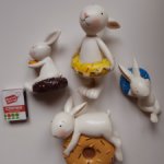 Статуэтки Repast Bunny "Кролики с пончиками"