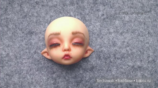 ...Ангелы иногда сидят на подоконниках