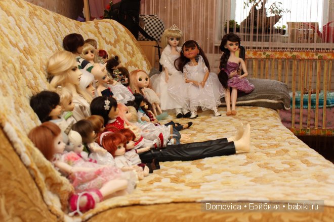 Мы до сих пор играем в куклы