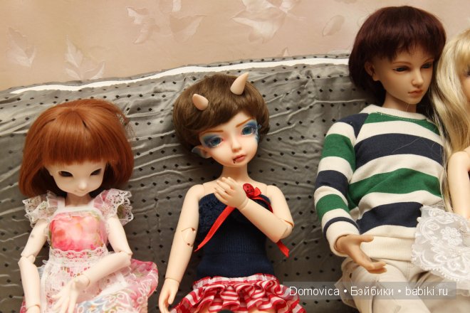 Мы до сих пор играем в куклы