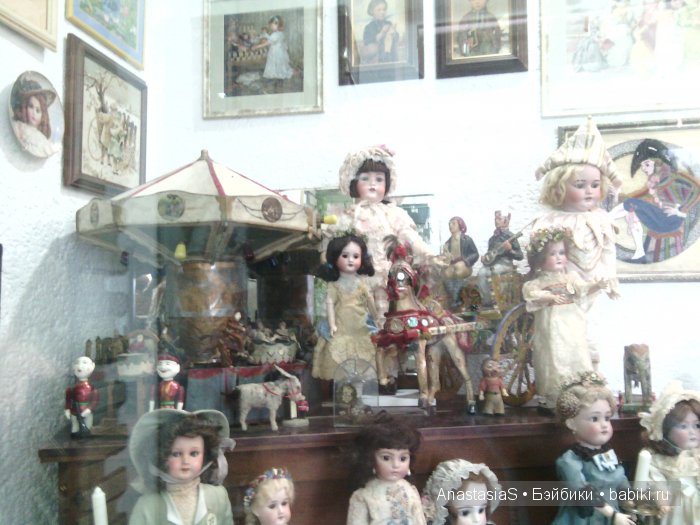 Пошла в магазин,а попала на выставку кукол)) (фото 4)