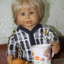 Утро Тимоши,в новом доме