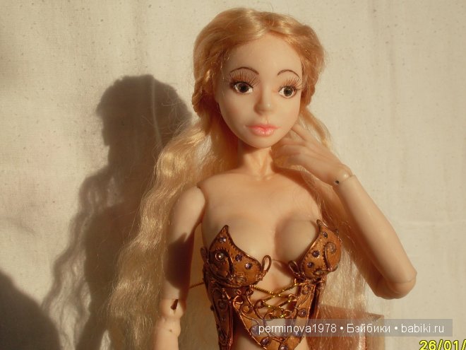 Лорана Золотой Полководец, авторская шарнирная кукла