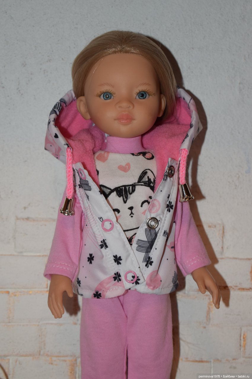 "Принцесса Анастасия и котята" М.К. по пошиву двусторонней жилетки