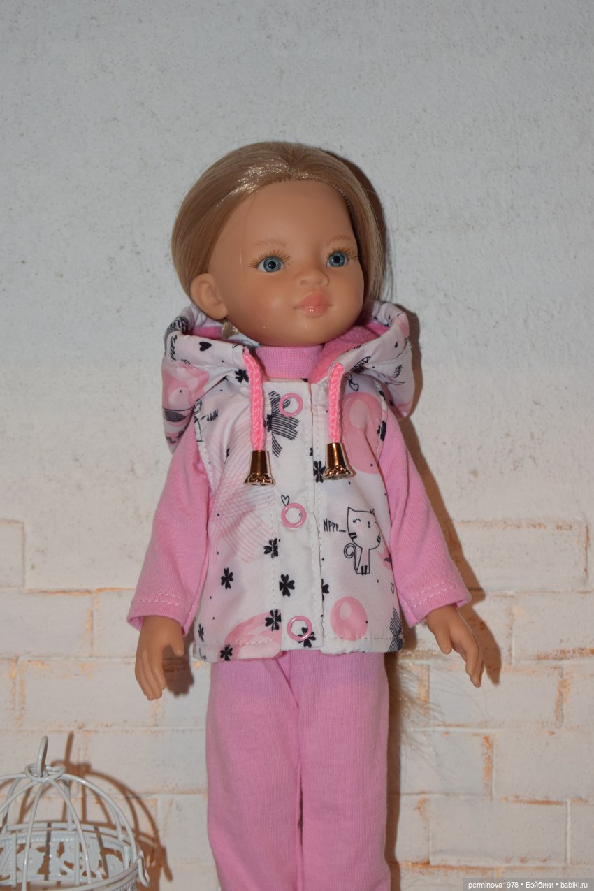 "Принцесса Анастасия и котята" М.К. по пошиву двусторонней жилетки