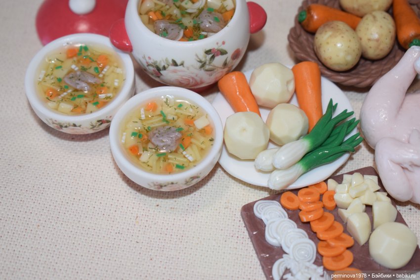 Кукольная миниатюра "Куриный бульон"