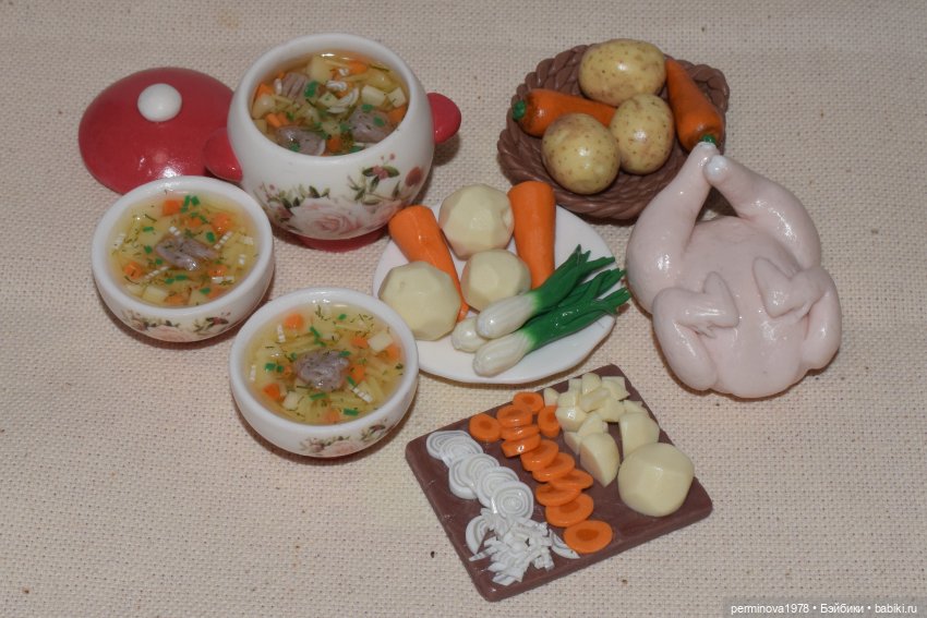 Кукольная миниатюра "Куриный бульон"