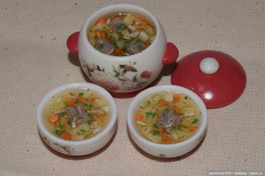 Кукольная миниатюра "Куриный бульон"