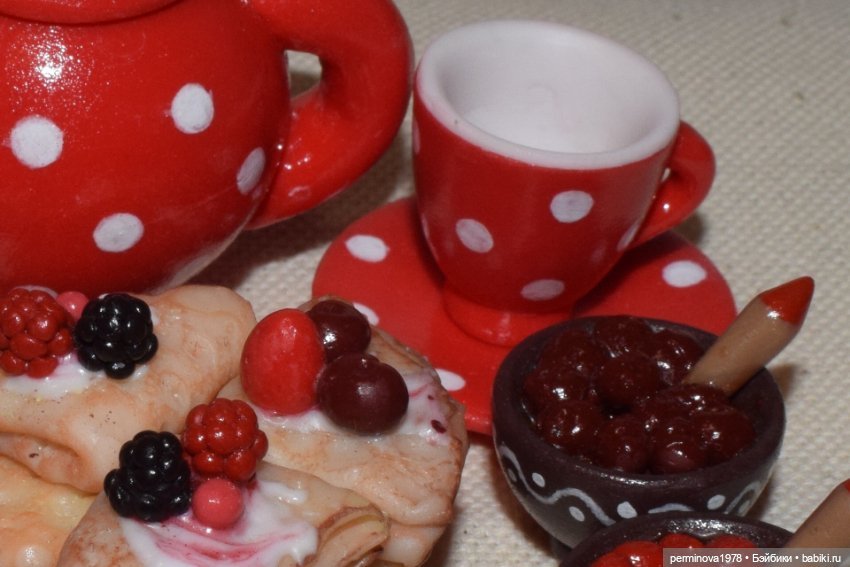 Красный чайник в белый горошек | Бэйбики Красный чайник в белый горошек (фото 9)