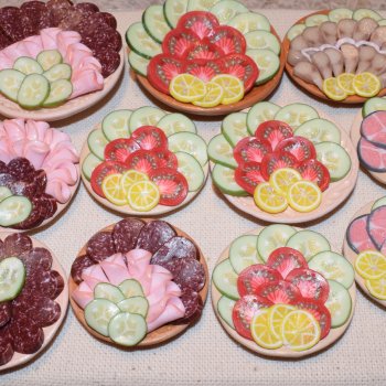 К праздничному столу