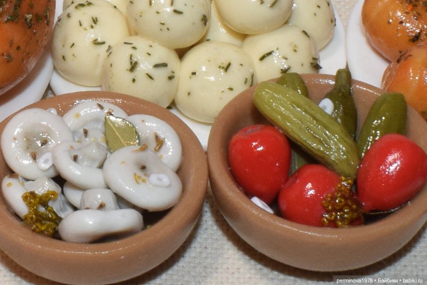 Курочка гриль с овощами — Кукольная миниатюра своими руками: еда (фото 8)