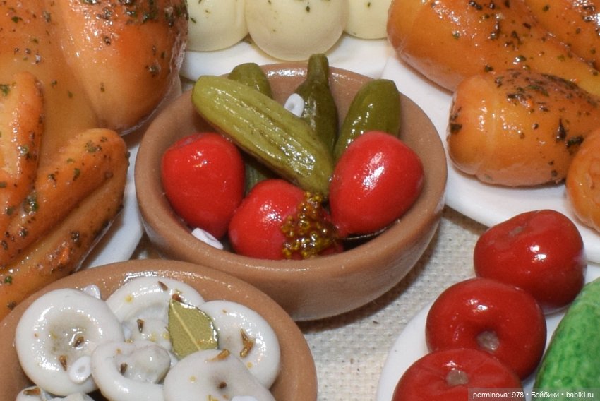 Курочка гриль с овощами — Кукольная миниатюра своими руками: еда (фото 2)