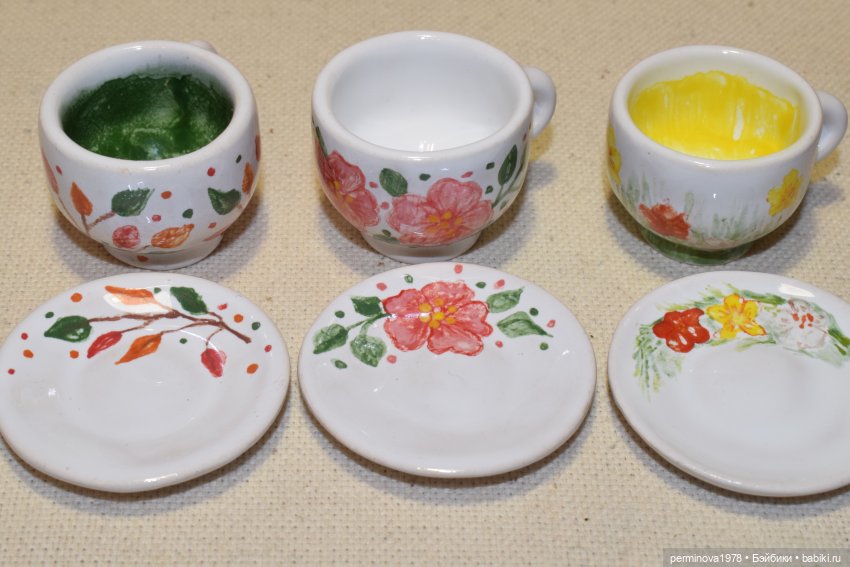 Новая партия посуды. Разгружаю печку