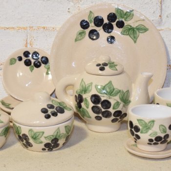 "Чёрная смородина" чайный сервиз 1 к 4