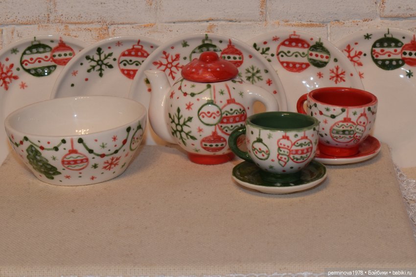 Наборы посуды к Новому Году (фото 8)