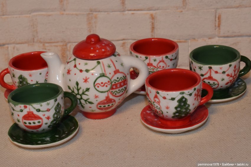 Наборы посуды к Новому Году