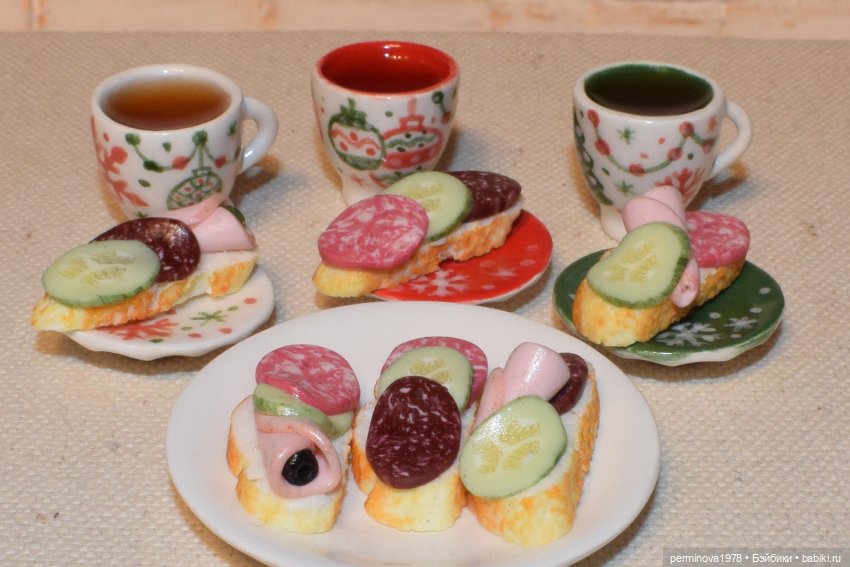 Бутерброды с колбасой — Кукольная миниатюра своими руками: еда (фото 9)