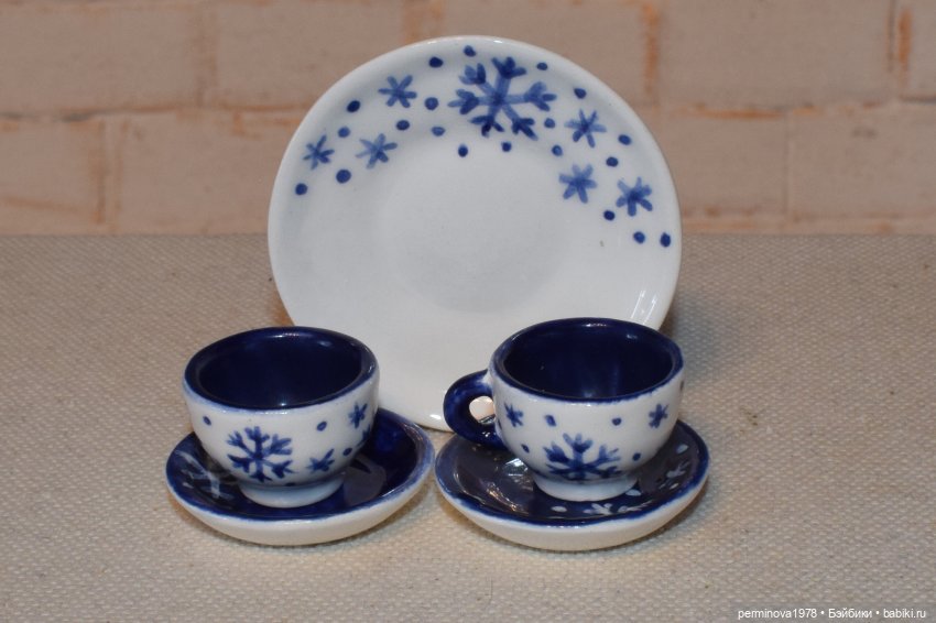 Новогодняя посуда 1 к 6 — Кукольная миниатюра своими руками: еда (фото 10)