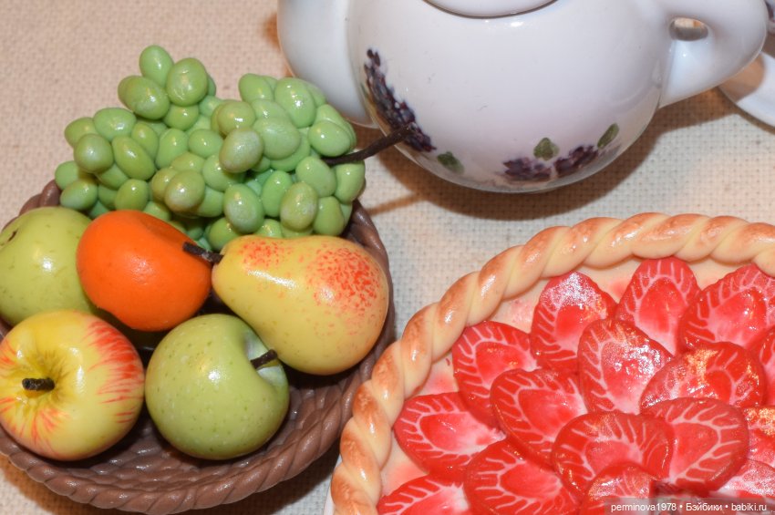 Пирог с клубникой — Кукольная миниатюра своими руками: еда