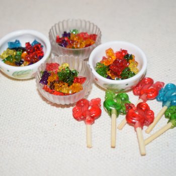 Мармеладные мишки. Миниатюра 1 к 6