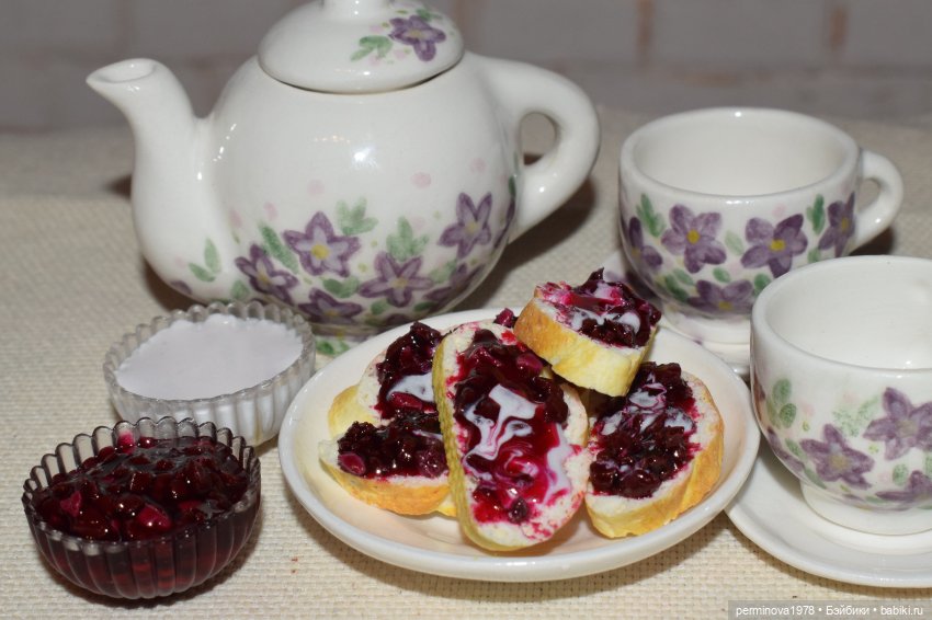 Батон с вареньем. Масштаб 1 к 4