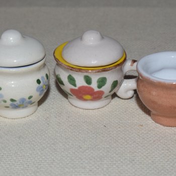 Горшочки для пупсов