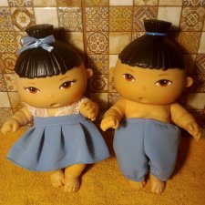 Пара анатомических пупсов Paola