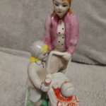 Статуэтка мама с коляской и детьми СССР