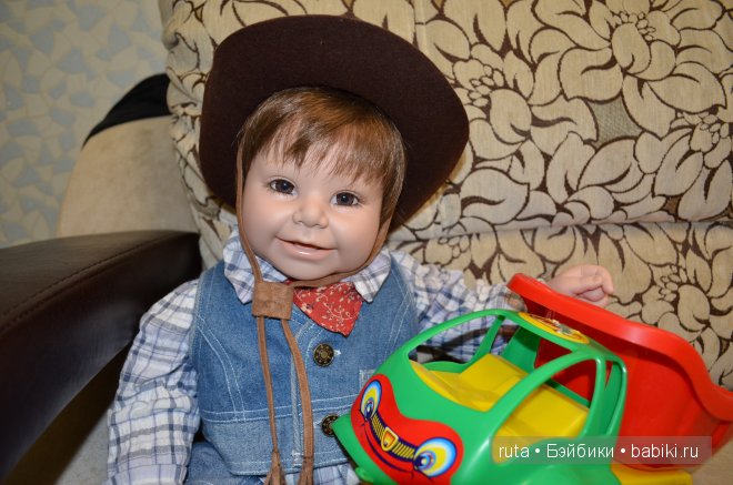 и такой грузовичок.