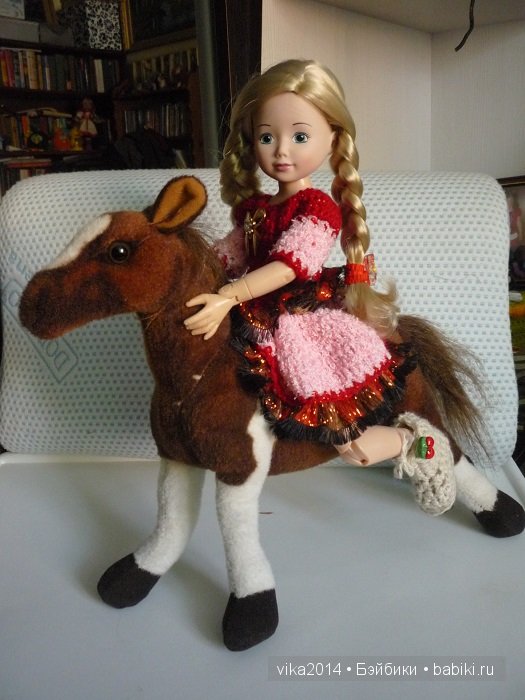 Новое платье для маленьких модниц (фото 4)