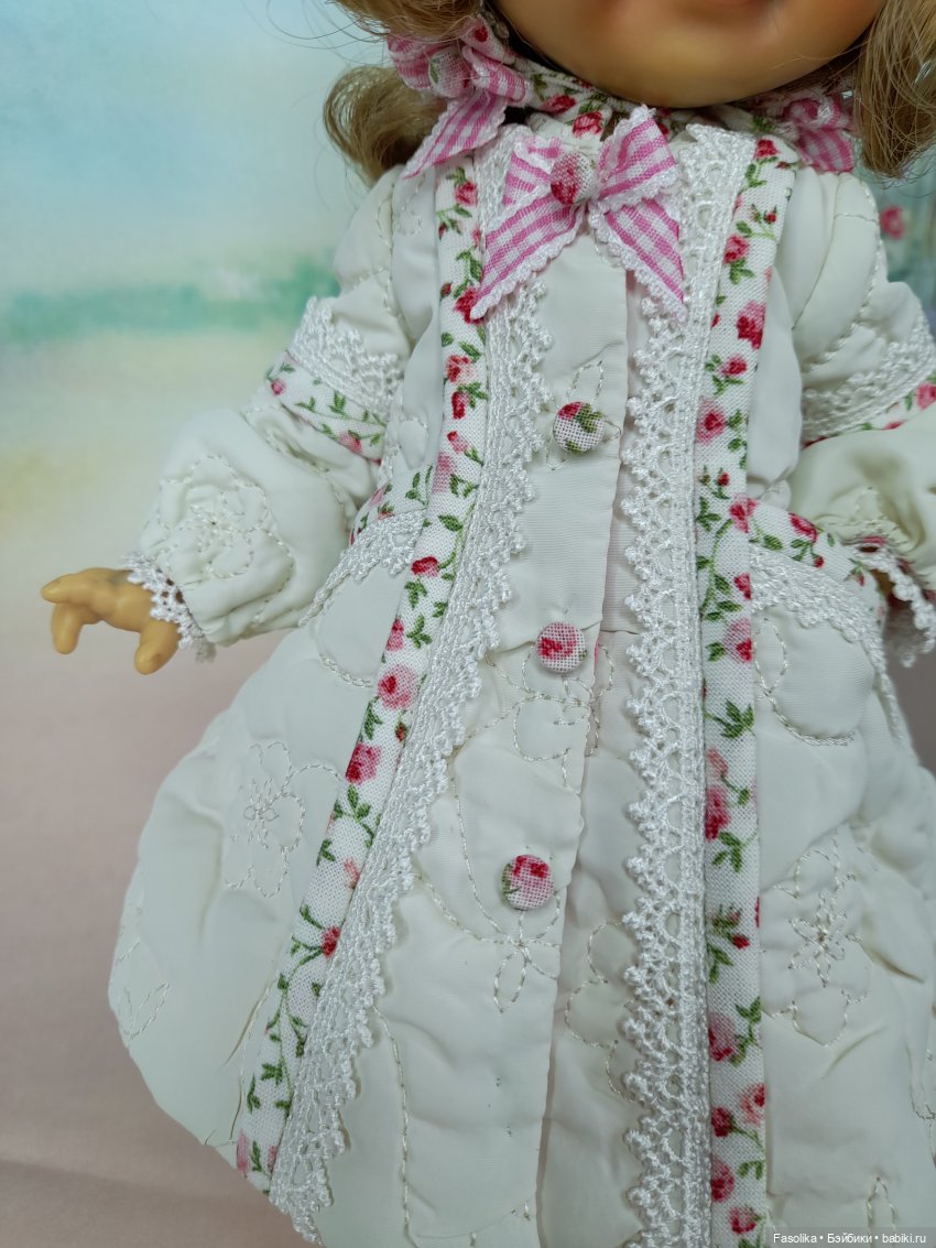 Скоро осень. Нарядное пальто для любимицы (фото 5)