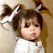 Фарфоровая и шарнирная Sarah от Pat Moulton