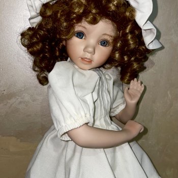 Прелестное создание Curly Locks от Dianna Effner