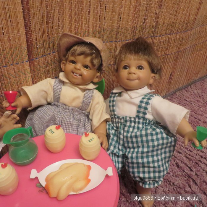 Малышня на отдыхе — Характерные испанские куклы: пупсы с мимикой