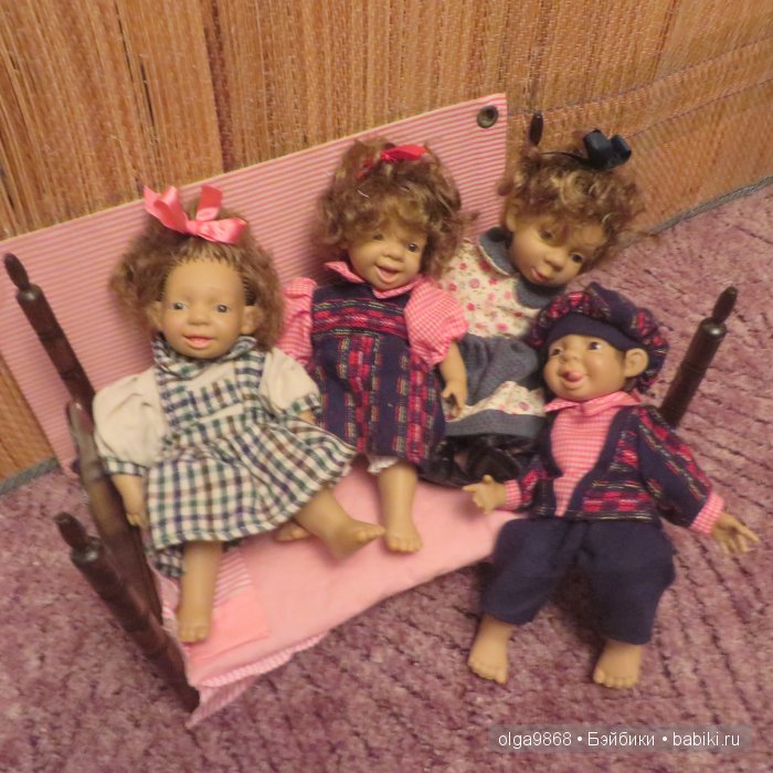 Малышня на отдыхе — Характерные испанские куклы: пупсы с мимикой