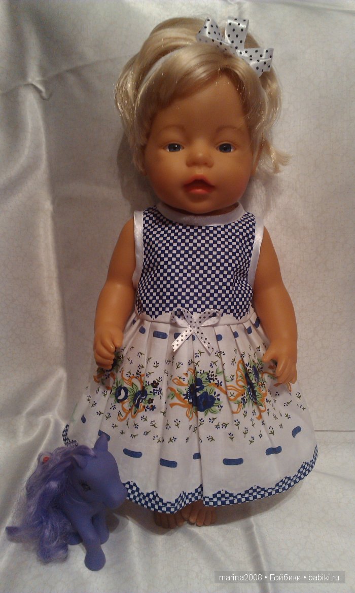 Летнее сатиновое платье с атласной повязочкой