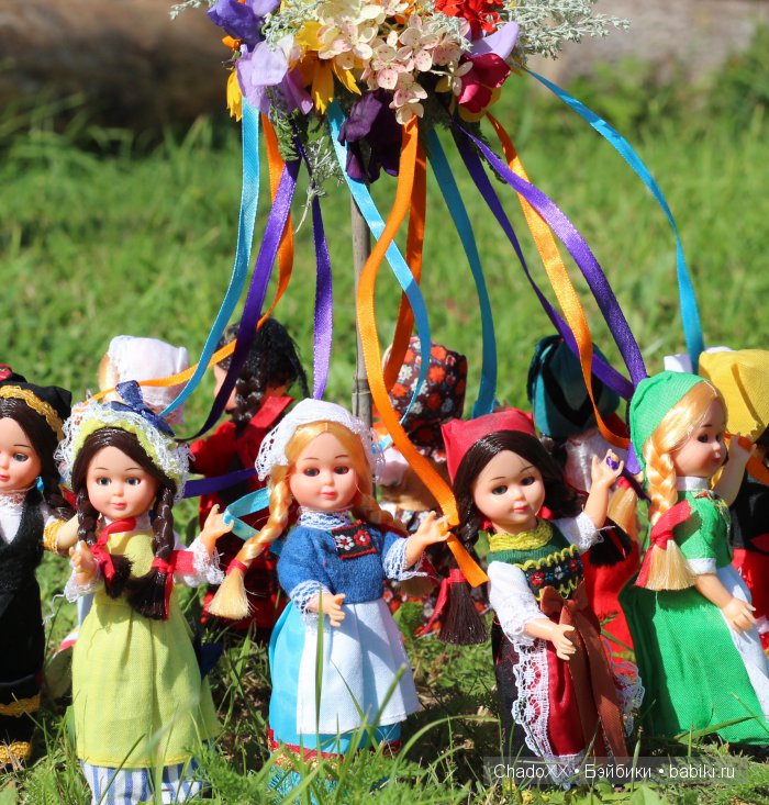 Большой мир маленьких кукол. Часть 15. Дружба народов: Nationality dolls