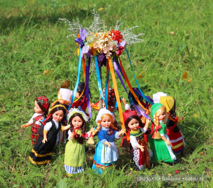 Большой мир маленьких кукол. Часть 15. Дружба народов: Nationality dolls