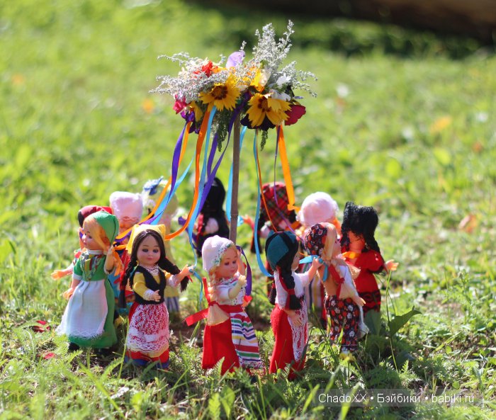 Большой мир маленьких кукол. Часть 15. Дружба народов: Nationality dolls