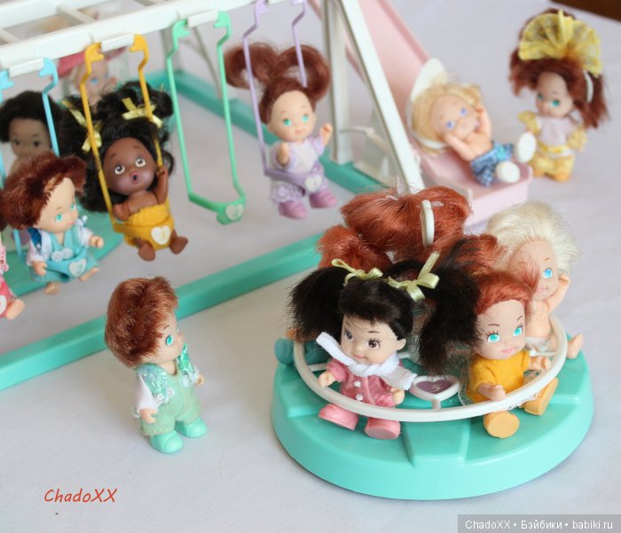 Большой мир маленьких кукол. Часть 23. Пятерняшки Tyco Quints. В доме, в парке, на площадке (фото 6)