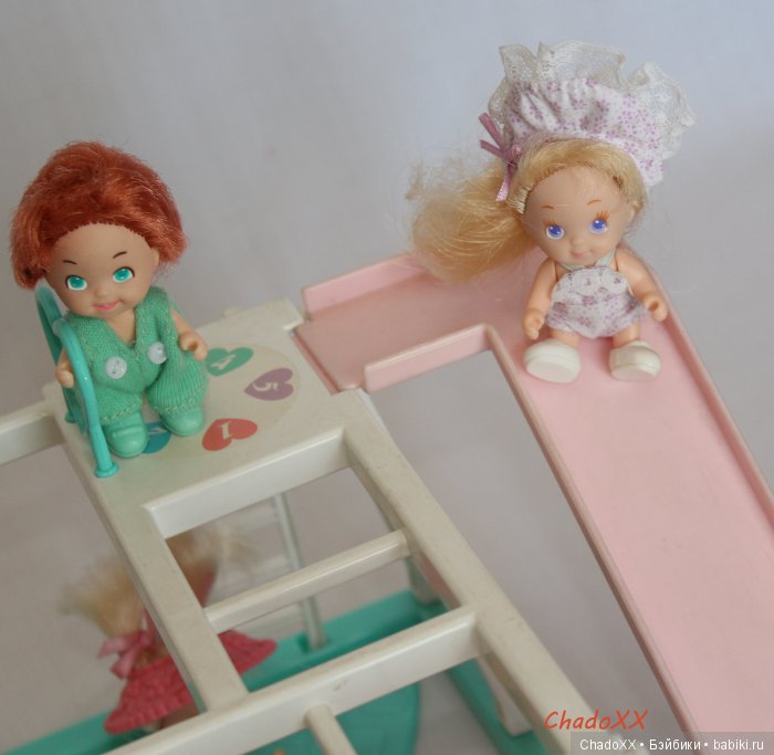 Большой мир маленьких кукол. Часть 23. Пятерняшки Tyco Quints. В доме, в парке, на площадке