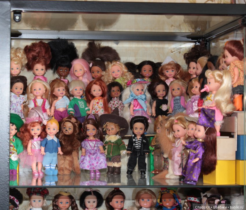 Как они у меня живут. 1000 мини-кукол в одном доме (фото 4)