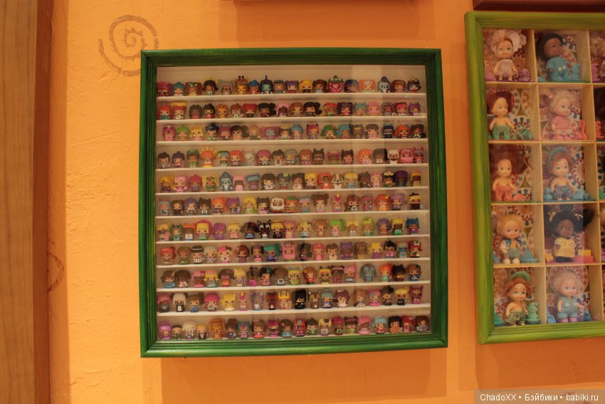 Как они у меня живут. 1000 мини-кукол в одном доме