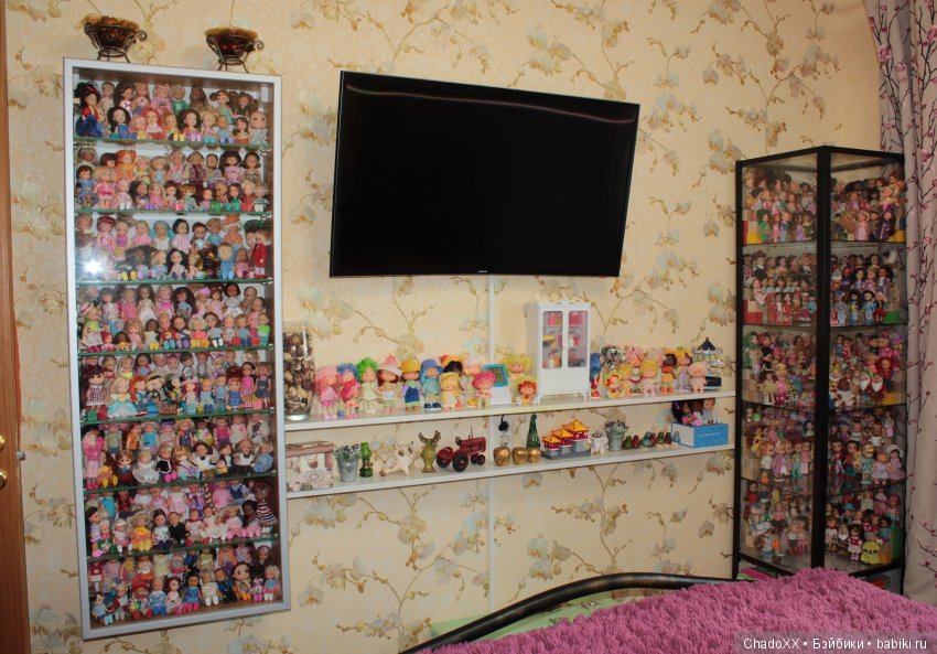 Как они у меня живут. 1000 мини-кукол в одном доме