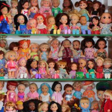 Как они у меня живут. 1000 мини-кукол в одном доме.