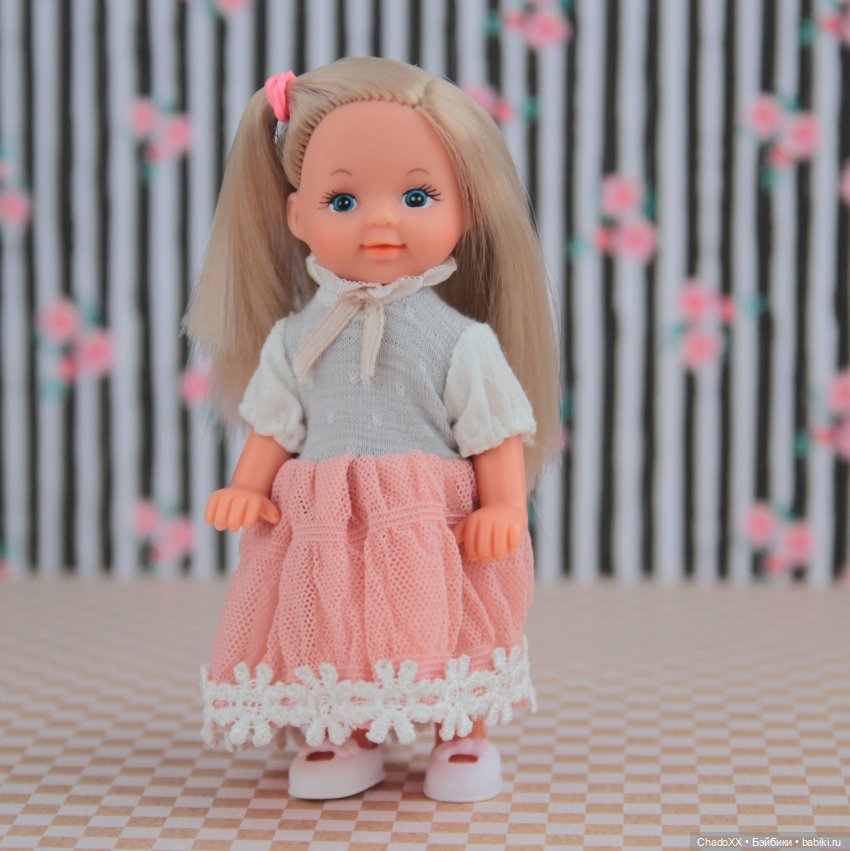 Снова новенькие в моей коллекции мини кукол. Часть 3